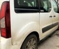 Белый Ситроен Берлинго, объемом двигателя 1.6 л и пробегом 137 тыс. км за 9200 $, фото 4 на Automoto.ua