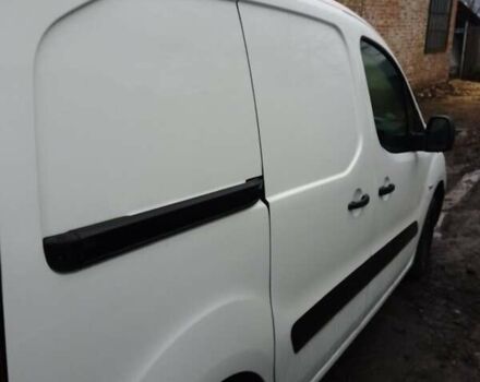 Белый Ситроен Берлинго, объемом двигателя 1.56 л и пробегом 260 тыс. км за 5500 $, фото 6 на Automoto.ua