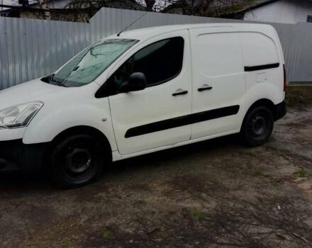 Белый Ситроен Берлинго, объемом двигателя 1.56 л и пробегом 260 тыс. км за 5500 $, фото 9 на Automoto.ua