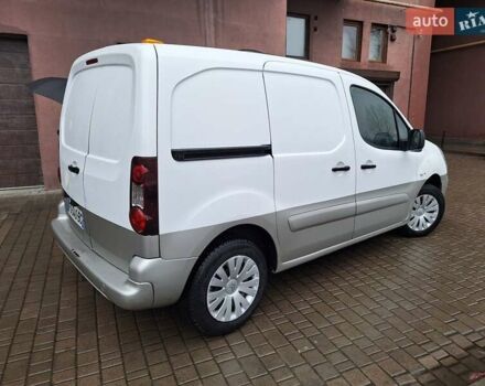 Ситроен Берлинго 2018 в Львове на Automoto.ua Белый Ситроен Берлинго, объемом двигателя 0 л и пробегом 14 тыс. км за 7300 $, фото 9 на Automoto.ua