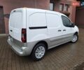 Ситроен Берлинго 2018 в Львове на Automoto.ua Белый Ситроен Берлинго, объемом двигателя 0 л и пробегом 14 тыс. км за 7300 $, фото 9 на Automoto.ua