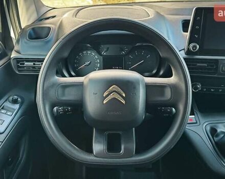 Белый Ситроен Берлинго, объемом двигателя 1.56 л и пробегом 157 тыс. км за 16769 $, фото 10 на Automoto.ua