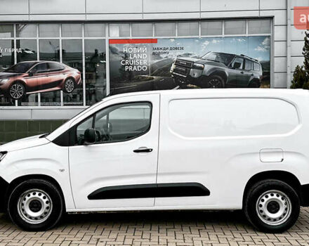 Белый Ситроен Берлинго, объемом двигателя 1.56 л и пробегом 157 тыс. км за 16769 $, фото 4 на Automoto.ua