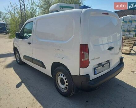 Білий Сітроен Берлінго, об'ємом двигуна 0 л та пробігом 140 тис. км за 13000 $, фото 1 на Automoto.ua