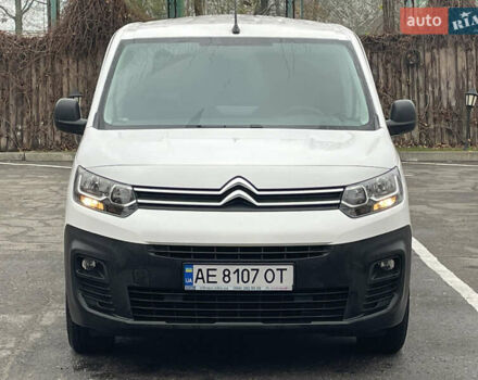 Белый Ситроен Берлинго, объемом двигателя 1.56 л и пробегом 125 тыс. км за 12900 $, фото 1 на Automoto.ua