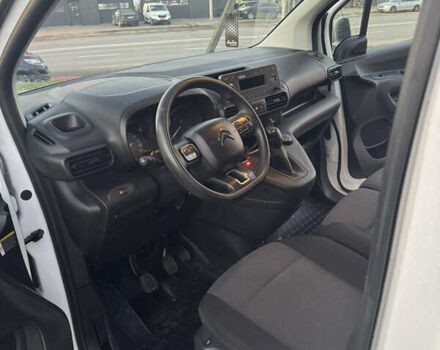 Белый Ситроен Берлинго, объемом двигателя 1.5 л и пробегом 132 тыс. км за 14850 $, фото 10 на Automoto.ua