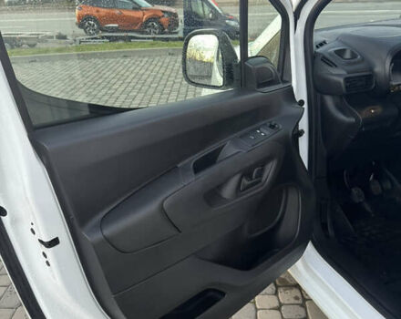 Белый Ситроен Берлинго, объемом двигателя 1.5 л и пробегом 132 тыс. км за 14850 $, фото 11 на Automoto.ua