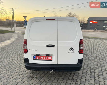 Белый Ситроен Берлинго, объемом двигателя 1.5 л и пробегом 132 тыс. км за 14850 $, фото 5 на Automoto.ua