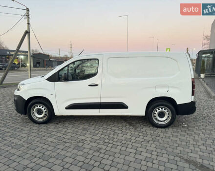 Белый Ситроен Берлинго, объемом двигателя 1.5 л и пробегом 132 тыс. км за 14850 $, фото 7 на Automoto.ua