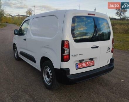 Белый Ситроен Берлинго, объемом двигателя 0 л и пробегом 35 тыс. км за 15000 $, фото 2 на Automoto.ua