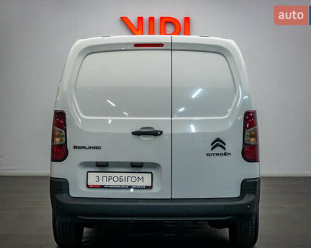 Білий Сітроен Берлінго, об'ємом двигуна 1.5 л та пробігом 71 тис. км за 17556 $, фото 5 на Automoto.ua