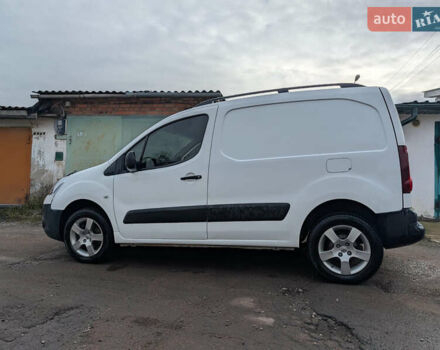 Белый Ситроен Берлинго, объемом двигателя 1.56 л и пробегом 430 тыс. км за 5000 $, фото 4 на Automoto.ua