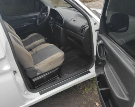 Белый Ситроен Берлинго, объемом двигателя 1.9 л и пробегом 250 тыс. км за 1380 $, фото 6 на Automoto.ua