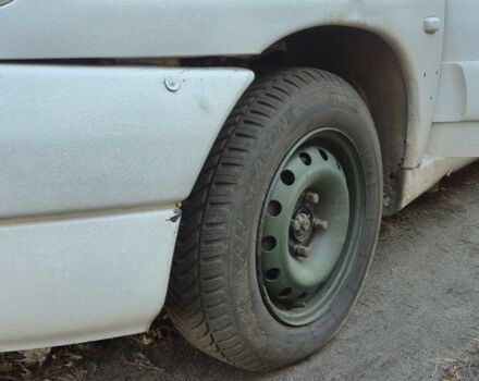 Белый Ситроен Берлинго, объемом двигателя 1.9 л и пробегом 305 тыс. км за 1500 $, фото 5 на Automoto.ua