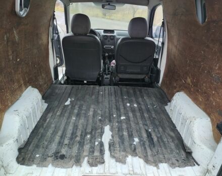 Белый Ситроен Берлинго, объемом двигателя 1.9 л и пробегом 286 тыс. км за 2300 $, фото 11 на Automoto.ua