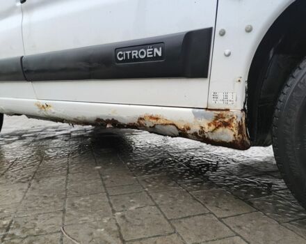 Белый Ситроен Берлинго, объемом двигателя 1.9 л и пробегом 286 тыс. км за 2300 $, фото 6 на Automoto.ua