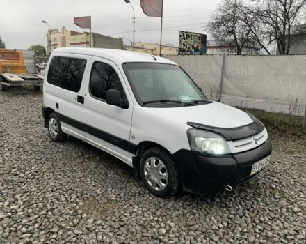 Білий Сітроен Берлінго, об'ємом двигуна 2 л та пробігом 300 тис. км за 3850 $, фото 1 на Automoto.ua