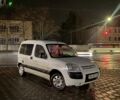 Білий Сітроен Берлінго, об'ємом двигуна 1.4 л та пробігом 217 тис. км за 3300 $, фото 1 на Automoto.ua