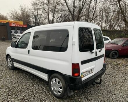 Білий Сітроен Берлінго, об'ємом двигуна 2 л та пробігом 300 тис. км за 3850 $, фото 2 на Automoto.ua