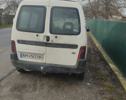 Білий Сітроен Берлінго, об'ємом двигуна 2 л та пробігом 145 тис. км за 1350 $, фото 3 на Automoto.ua