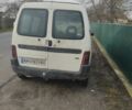 Білий Сітроен Берлінго, об'ємом двигуна 2 л та пробігом 145 тис. км за 1350 $, фото 3 на Automoto.ua