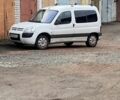 Білий Сітроен Берлінго, об'ємом двигуна 1.4 л та пробігом 217 тис. км за 3300 $, фото 1 на Automoto.ua