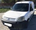 Белый Ситроен Берлинго, объемом двигателя 0 л и пробегом 330 тыс. км за 3740 $, фото 1 на Automoto.ua