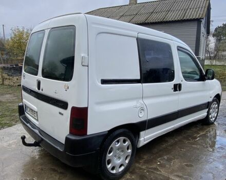 Білий Сітроен Берлінго, об'ємом двигуна 2 л та пробігом 315 тис. км за 3250 $, фото 2 на Automoto.ua