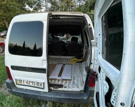 Белый Ситроен Берлинго, объемом двигателя 1.9 л и пробегом 500 тыс. км за 2300 $, фото 4 на Automoto.ua