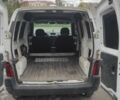 Белый Ситроен Берлинго, объемом двигателя 1.4 л и пробегом 320 тыс. км за 3000 $, фото 3 на Automoto.ua