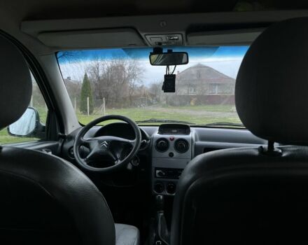 Белый Ситроен Берлинго, объемом двигателя 1.6 л и пробегом 280 тыс. км за 2800 $, фото 5 на Automoto.ua