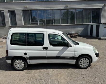 Белый Ситроен Берлинго, объемом двигателя 1.9 л и пробегом 300 тыс. км за 2700 $, фото 3 на Automoto.ua