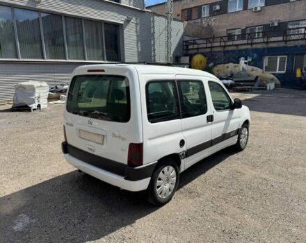 Белый Ситроен Берлинго, объемом двигателя 1.9 л и пробегом 300 тыс. км за 2700 $, фото 2 на Automoto.ua