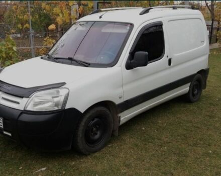 Белый Ситроен Берлинго, объемом двигателя 1.6 л и пробегом 280 тыс. км за 5450 $, фото 1 на Automoto.ua