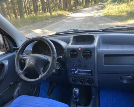 Білий Сітроен Берлінго, об'ємом двигуна 1.4 л та пробігом 185 тис. км за 3950 $, фото 4 на Automoto.ua