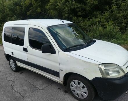 Білий Сітроен Берлінго, об'ємом двигуна 1.9 л та пробігом 255 тис. км за 3300 $, фото 2 на Automoto.ua