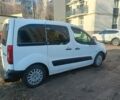 Белый Ситроен Берлинго, объемом двигателя 1.6 л и пробегом 290 тыс. км за 3750 $, фото 3 на Automoto.ua