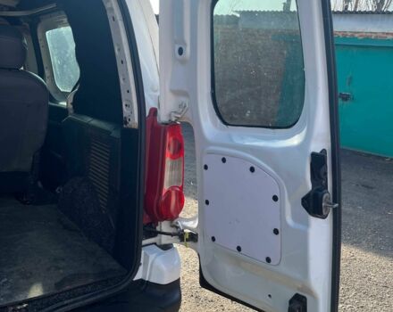 Белый Ситроен Берлинго, объемом двигателя 1.6 л и пробегом 285 тыс. км за 5900 $, фото 14 на Automoto.ua