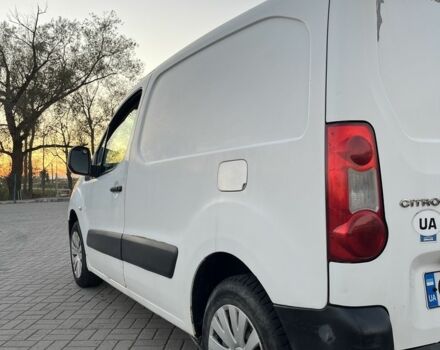 Білий Сітроен Берлінго, об'ємом двигуна 1.6 л та пробігом 300 тис. км за 3999 $, фото 7 на Automoto.ua