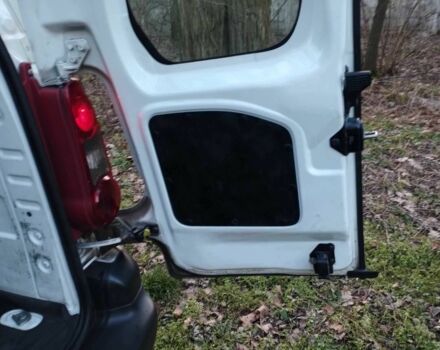 Білий Сітроен Берлінго, об'ємом двигуна 1.6 л та пробігом 313 тис. км за 5900 $, фото 13 на Automoto.ua