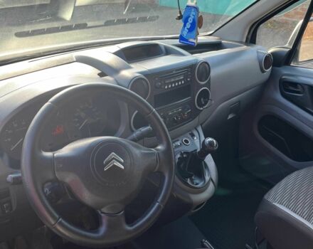 Белый Ситроен Берлинго, объемом двигателя 1.6 л и пробегом 285 тыс. км за 5900 $, фото 8 на Automoto.ua