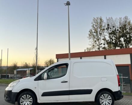 Білий Сітроен Берлінго, об'ємом двигуна 1.6 л та пробігом 300 тис. км за 3999 $, фото 9 на Automoto.ua