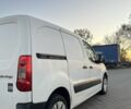 Білий Сітроен Берлінго, об'ємом двигуна 1.6 л та пробігом 300 тис. км за 3999 $, фото 5 на Automoto.ua