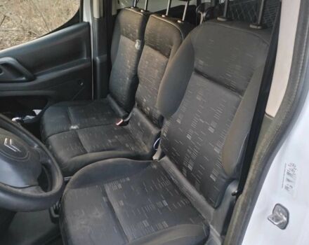 Білий Сітроен Берлінго, об'ємом двигуна 1.6 л та пробігом 313 тис. км за 5900 $, фото 16 на Automoto.ua