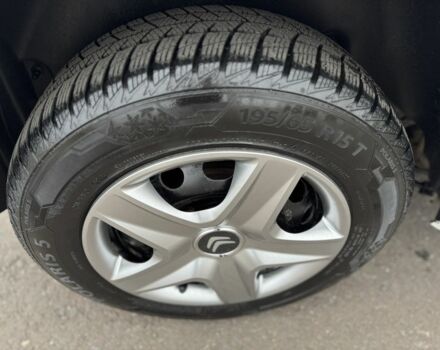 Белый Ситроен Берлинго, объемом двигателя 1.6 л и пробегом 303 тыс. км за 2499 $, фото 16 на Automoto.ua