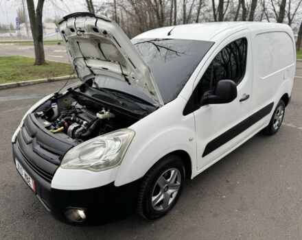 Белый Ситроен Берлинго, объемом двигателя 1.6 л и пробегом 303 тыс. км за 2499 $, фото 9 на Automoto.ua