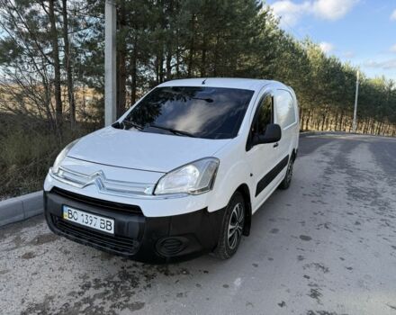Белый Ситроен Берлинго, объемом двигателя 1.6 л и пробегом 358 тыс. км за 6100 $, фото 1 на Automoto.ua