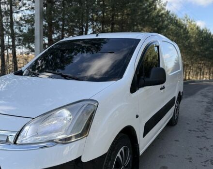Белый Ситроен Берлинго, объемом двигателя 1.6 л и пробегом 358 тыс. км за 6100 $, фото 2 на Automoto.ua