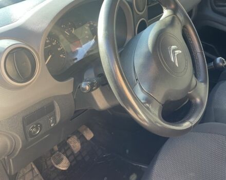 Белый Ситроен Берлинго, объемом двигателя 1.6 л и пробегом 298 тыс. км за 7100 $, фото 15 на Automoto.ua