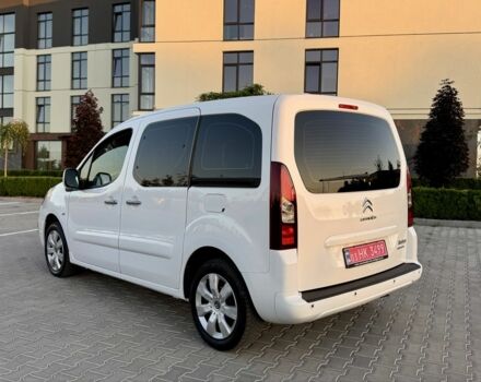 Белый Ситроен Берлинго, объемом двигателя 1.6 л и пробегом 190 тыс. км за 9400 $, фото 2 на Automoto.ua